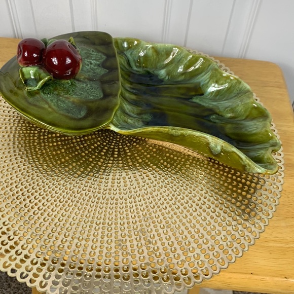 Wade of California Pottery USA apple serving dish lidded. 14” long. Green - Picture 1 of 8